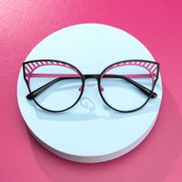 Botello - Cat Eye Black Eyeglasses | Vooglam On Model
