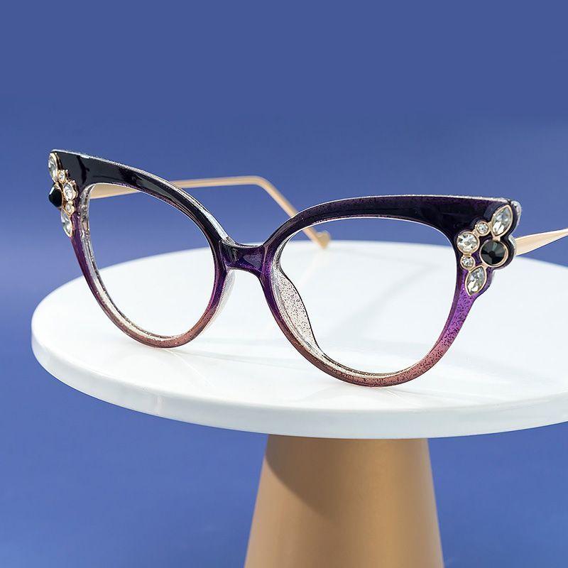 Yulanda - Cat Eye Purple Eyeglasses | Vooglam On Model