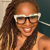 Yolanda - Square Black Eyeglasses - 6