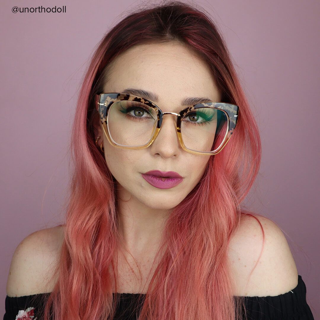 Paulina - Square Light Tortoise Eyeglasses │ Vooglam- 10