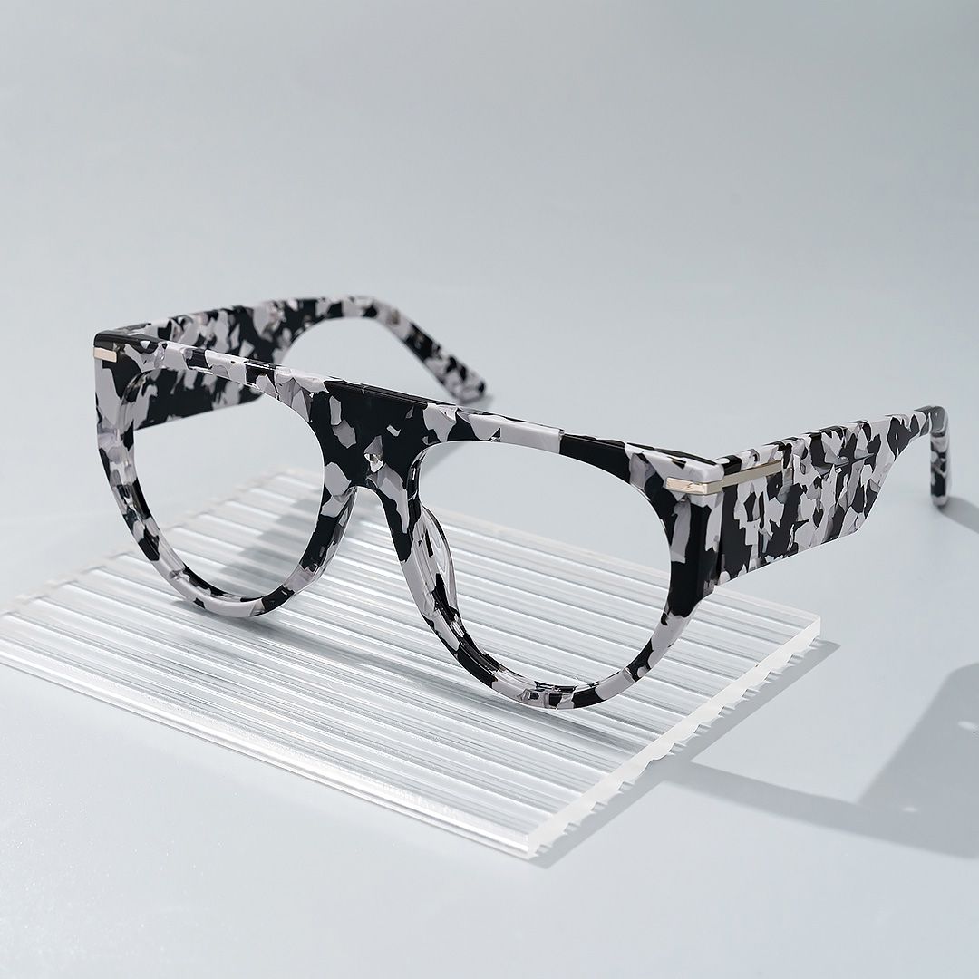 model wearing Beltran - Aviator Pattern Eyeglasses 1