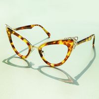 Magdaleno - Cat Eye Tortoise Eyeglasses | Vooglam On Model