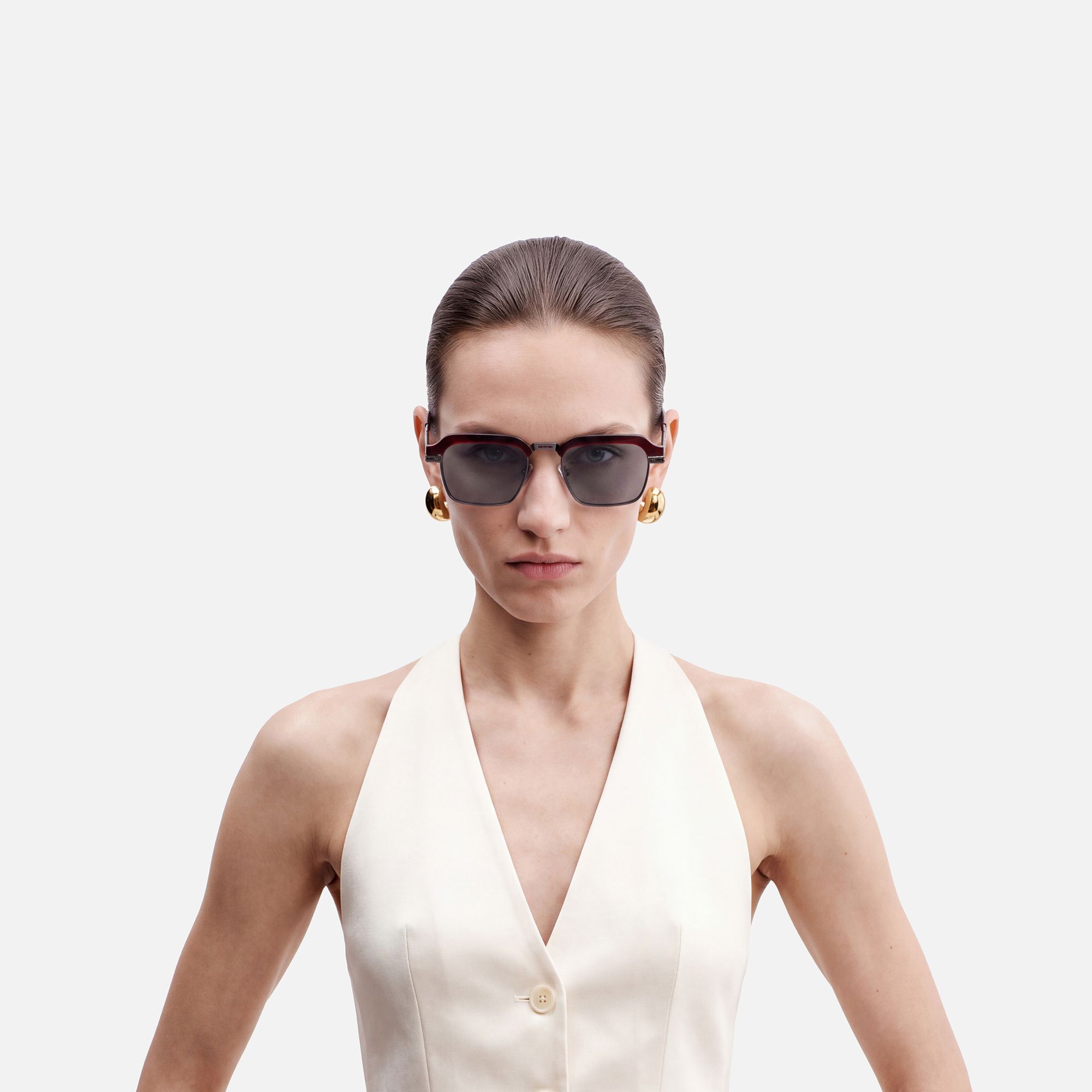 Archive - Dark Gray Razor Blade Sunglasses by Vooglam - On Model