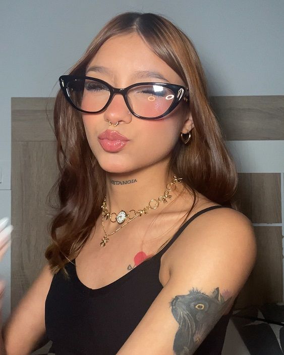 Vooglam review by soynannda on As If: I am obsessed with these glasses - Image 1