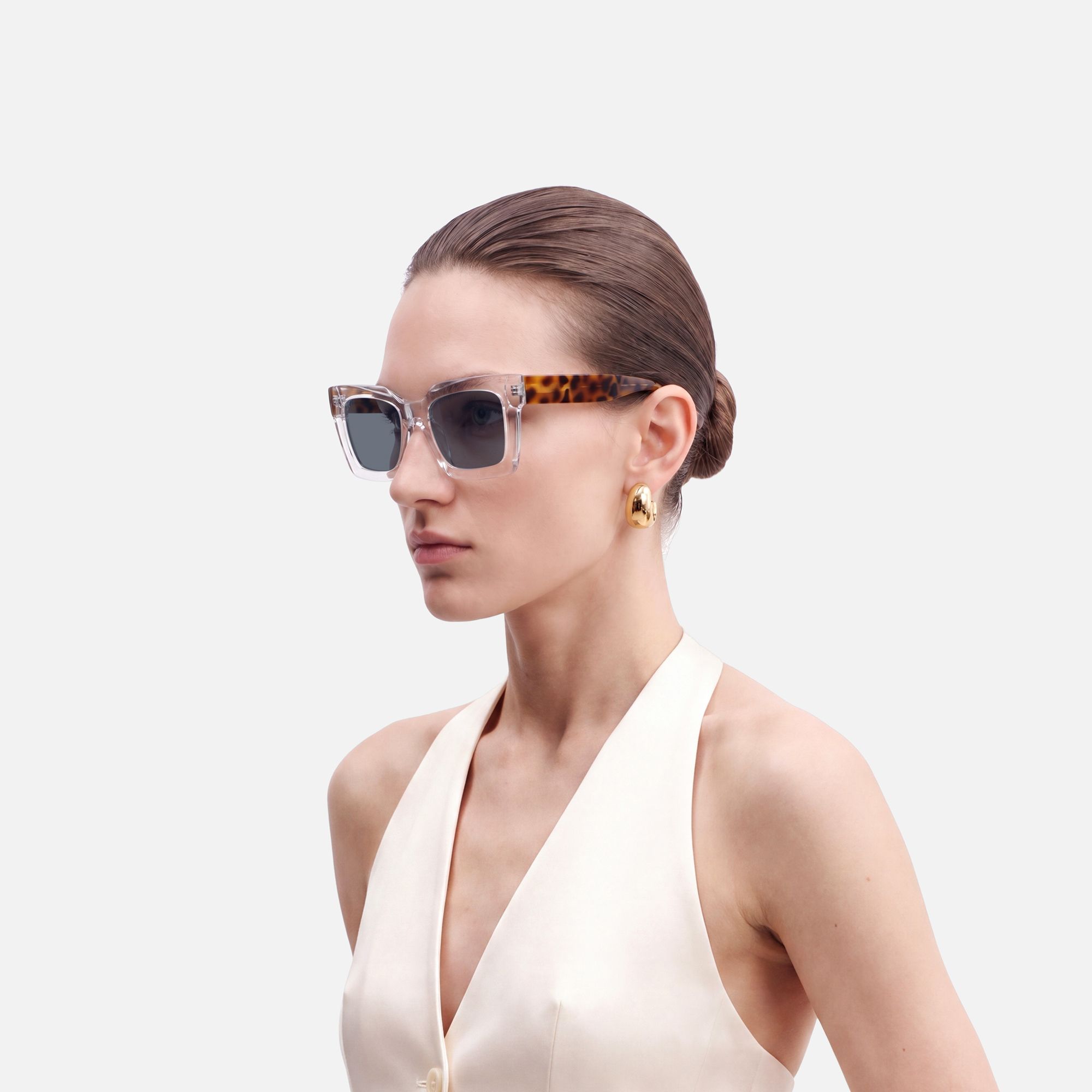 Pacheco - Two Tone Oversized Clear Square Shades by Vooglam - Side View On Model