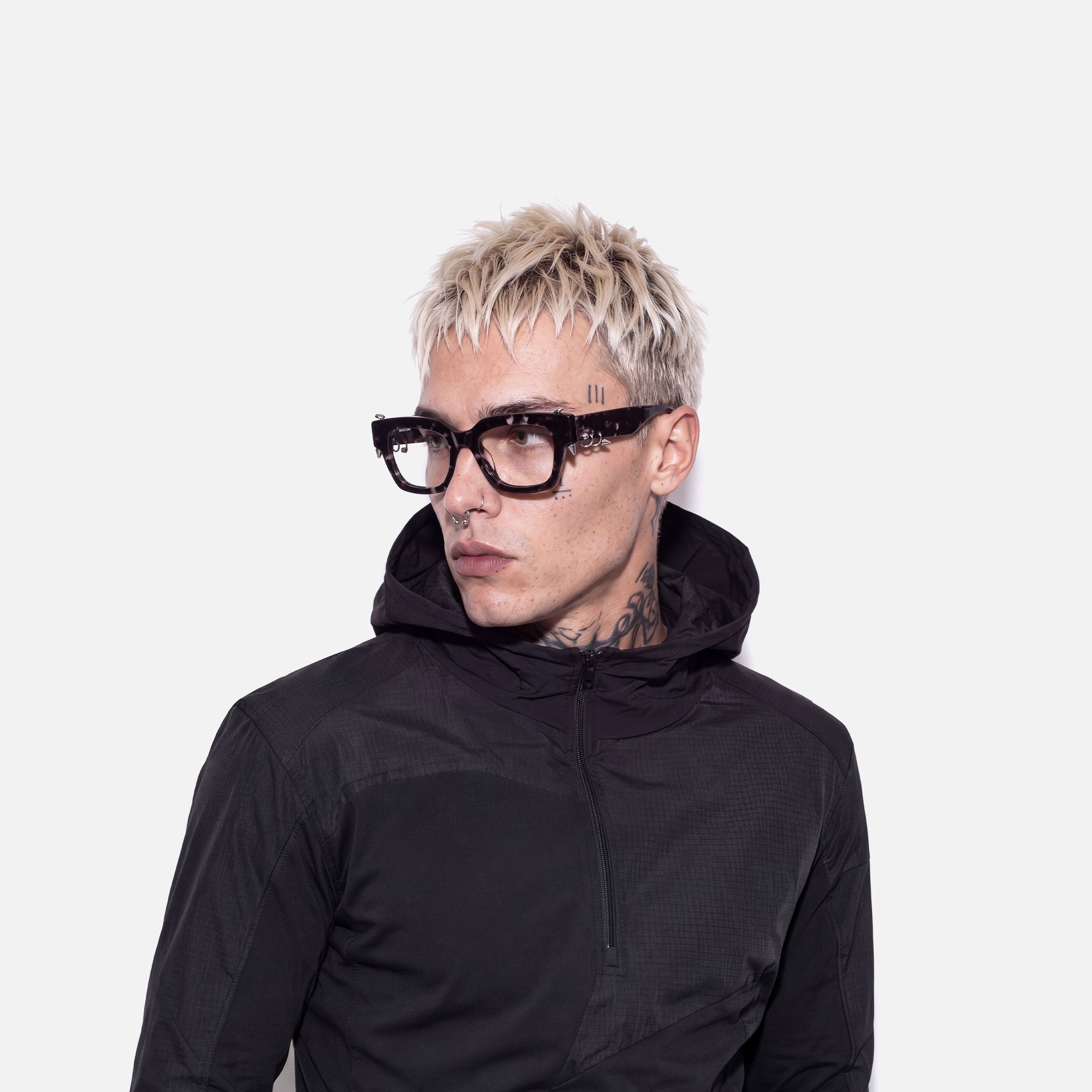 Sabrina - Black Pierced Tortoise Glasses by Vooglam - Model Side Profile