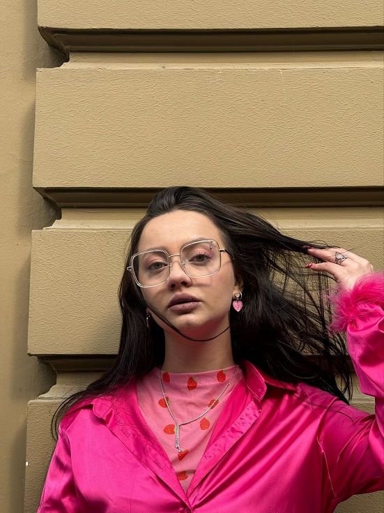 Vooglam review by natashkaats_ on Jace: Love the look of these glasses. - Image 1