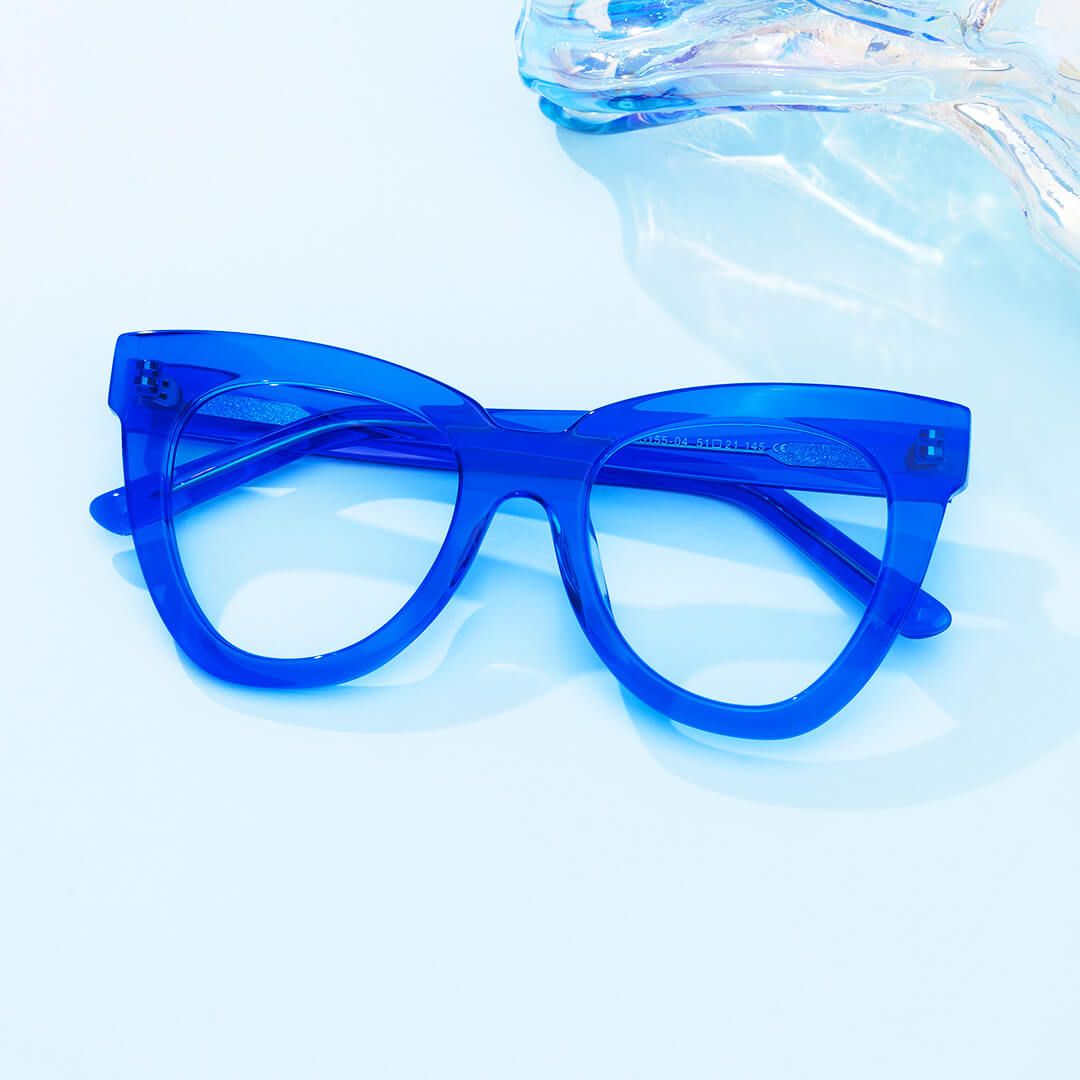 Judith - Butterfly Blue Eyeglasses | Vooglam On Model