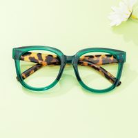 Vernetta - Square Dark/Green Eyeglasses | Vooglam On Model