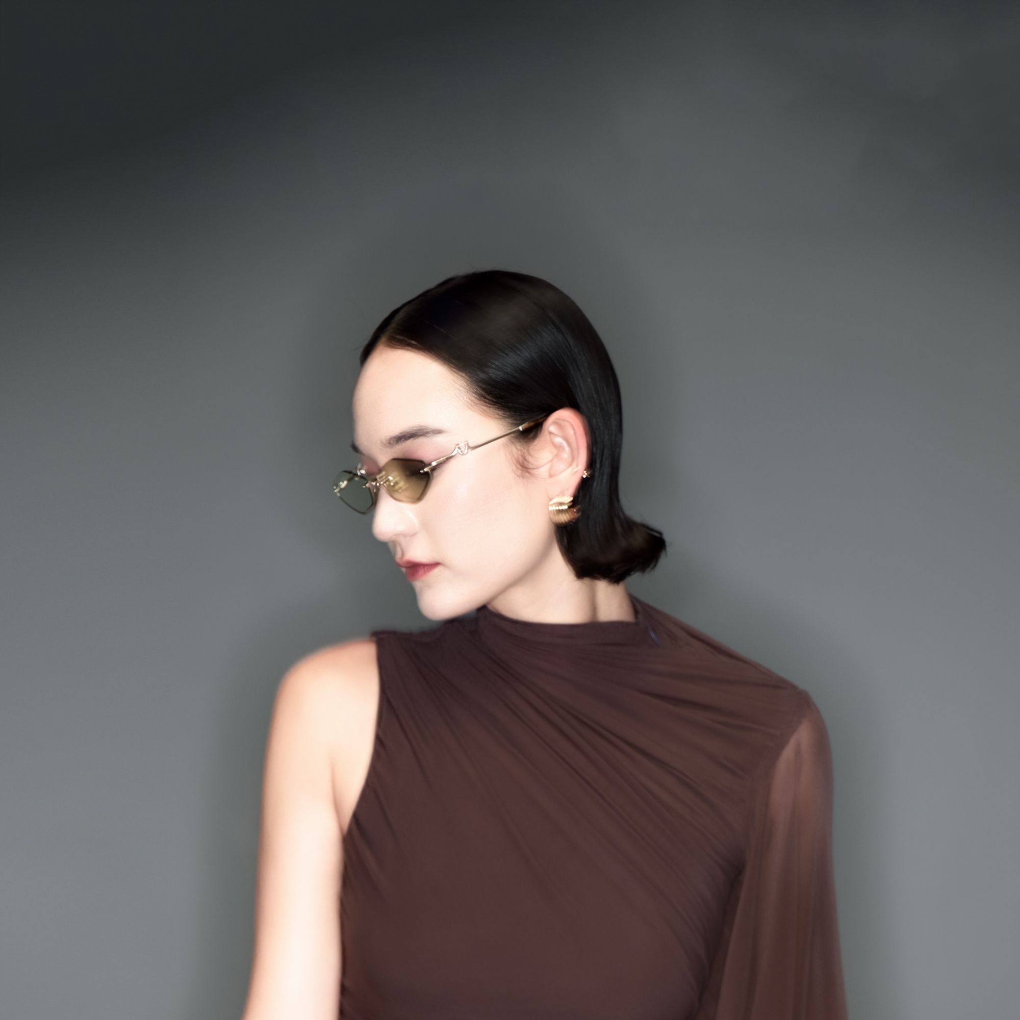 Niseko - Rose Gold Octagon Brown Tinted Sunglasses by Vooglam - Lifestyle Look