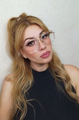 Vooglam review by denicamacho on Alvira: What a cute product it is! Exactly what I needed. - Image 1