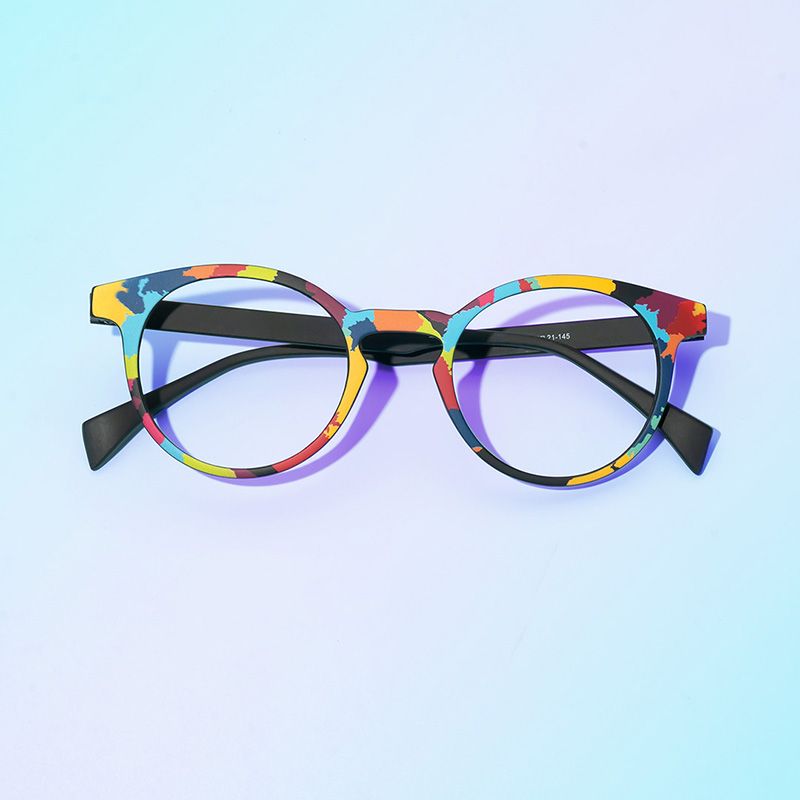 Minnie - Oval Multicolored Eyeglasses│Vooglam On Model