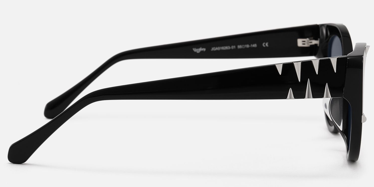 Slay - Black Spike Gothic Cat Eye Sunglasses by Vooglam - Side View