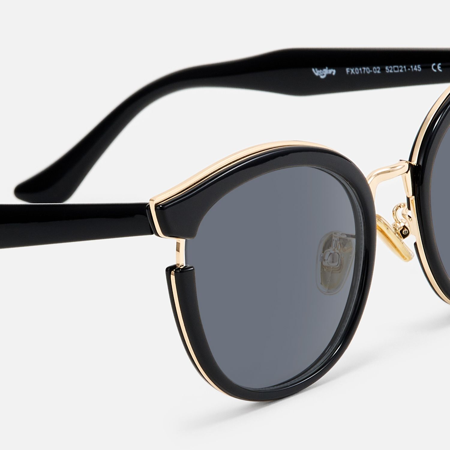 Retro - Black Cat eye Sunglasses by Vooglam - Design Details