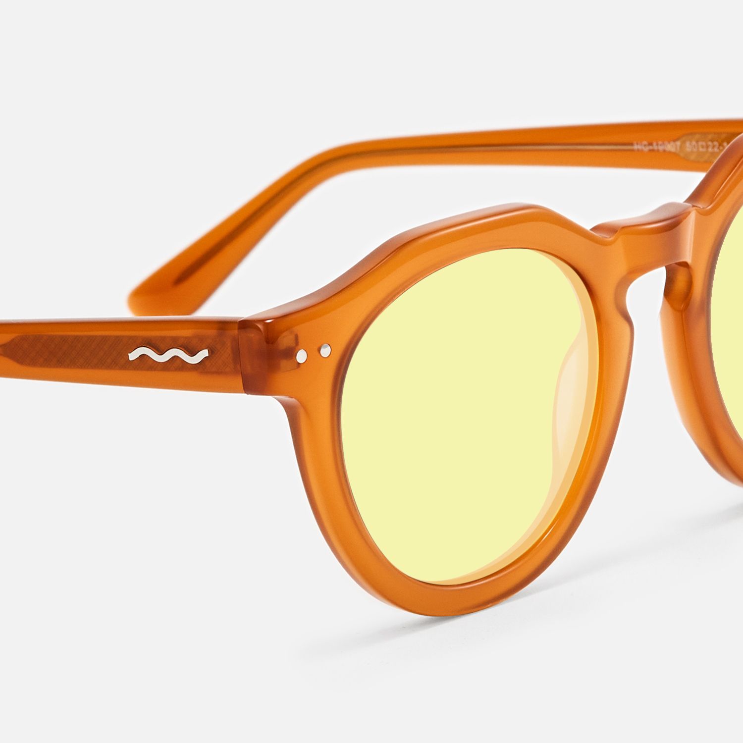Aubrey - Amber Geometric Round Sunglasses by Vooglam - Design Details