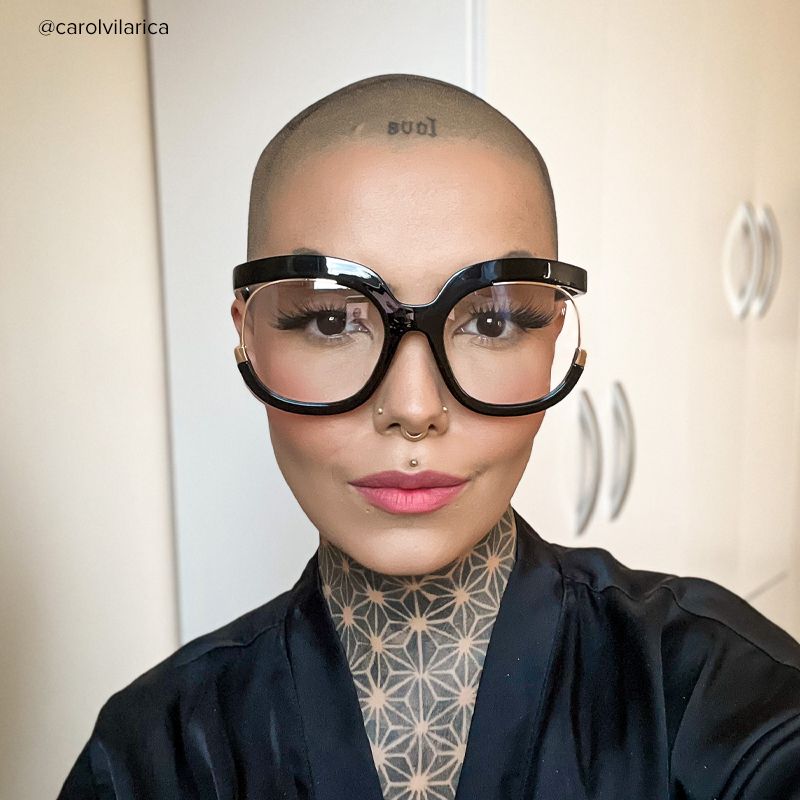 Real-world look of "Fredia - Square Black Eyeglasses" 6