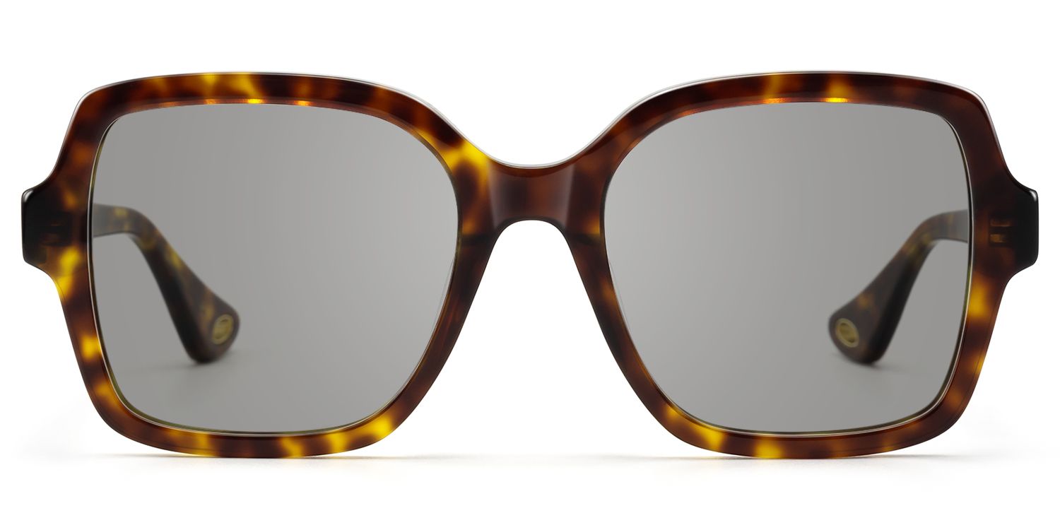 Meridian - Square Tortoise Acetate Sunglasses by Vooglam Product Details 1
