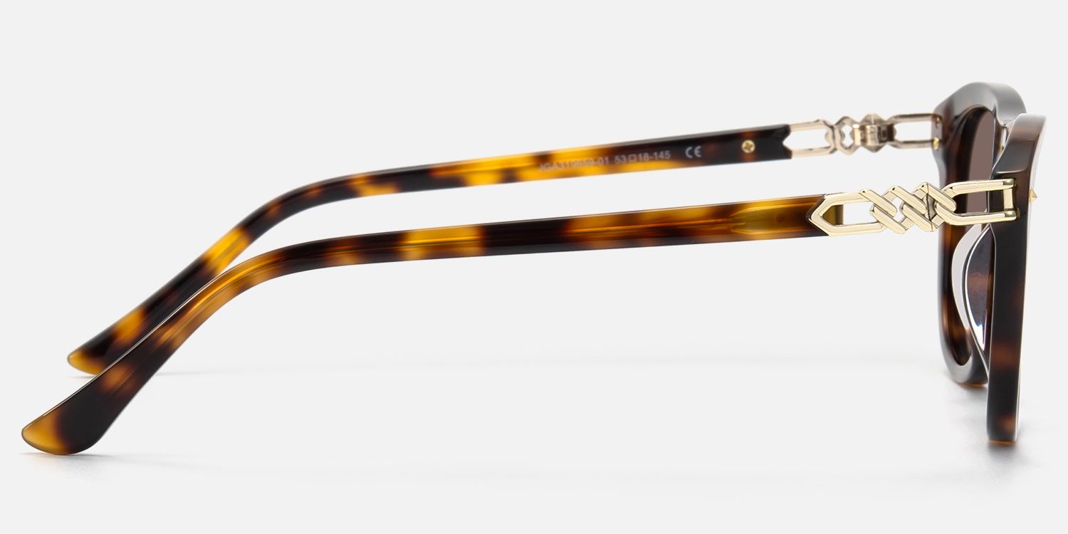O'Keeffe - Vintage Aviator Tortoise Sunglasses by Vooglam - Side View