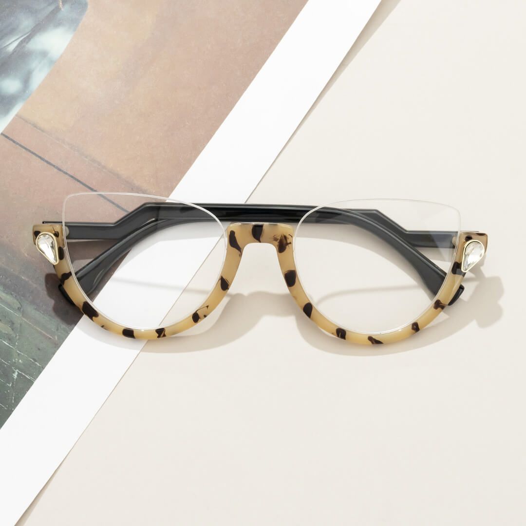 Sylvia - Cat Eye Light/Tortoise Eyeglasses | Vooglam On Model