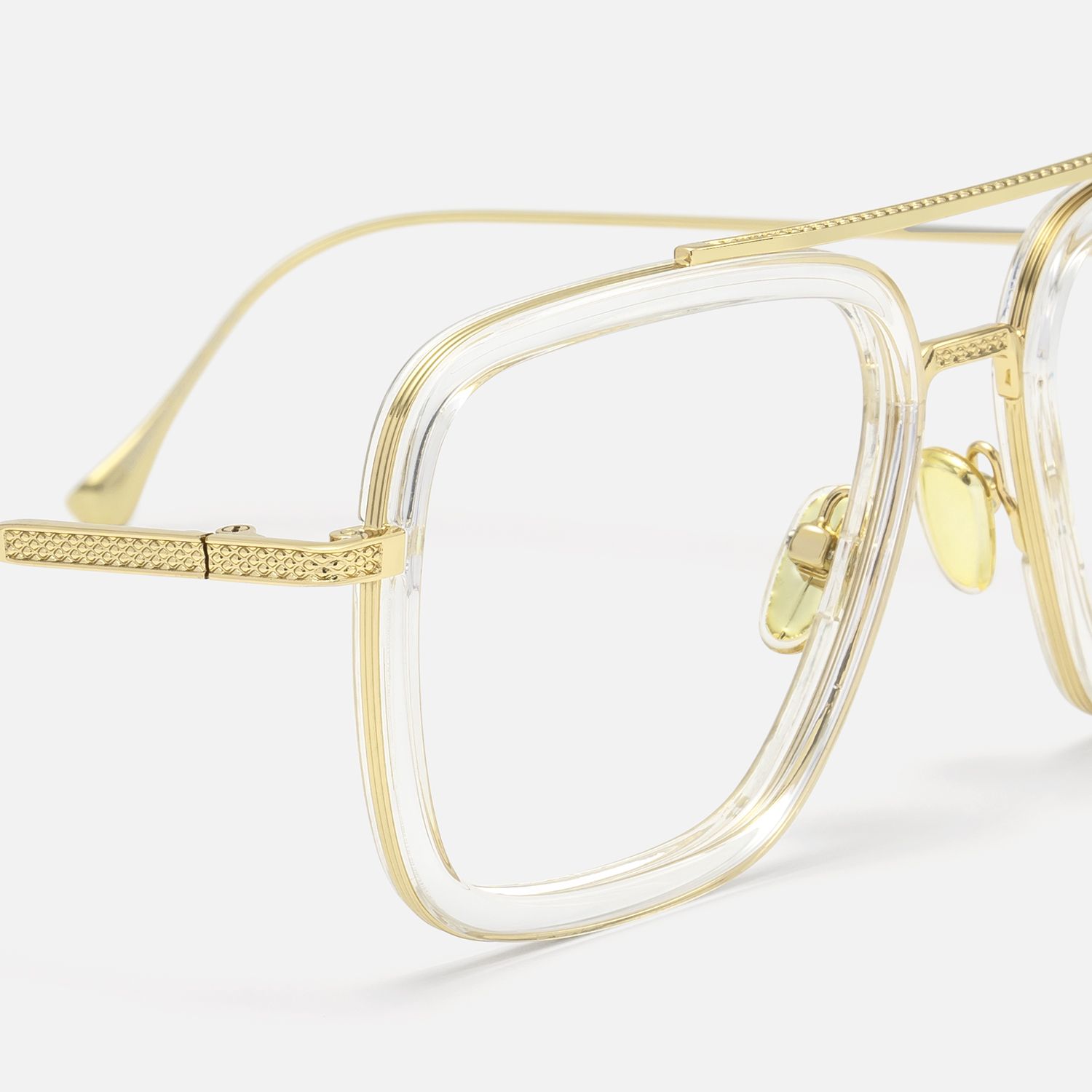 Alvira - Oversized Clear Gold Aviator Glasses by Vooglam - Design Details