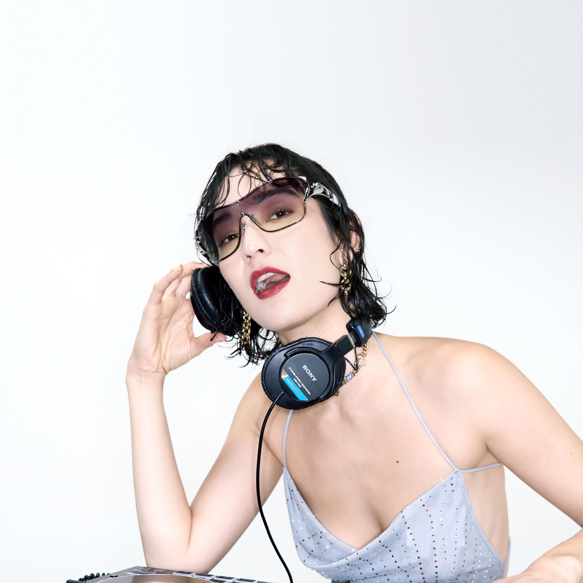 Suzuka - Pearlescent White Fashion Shield Shades by Vooglam - Lifestyle Look