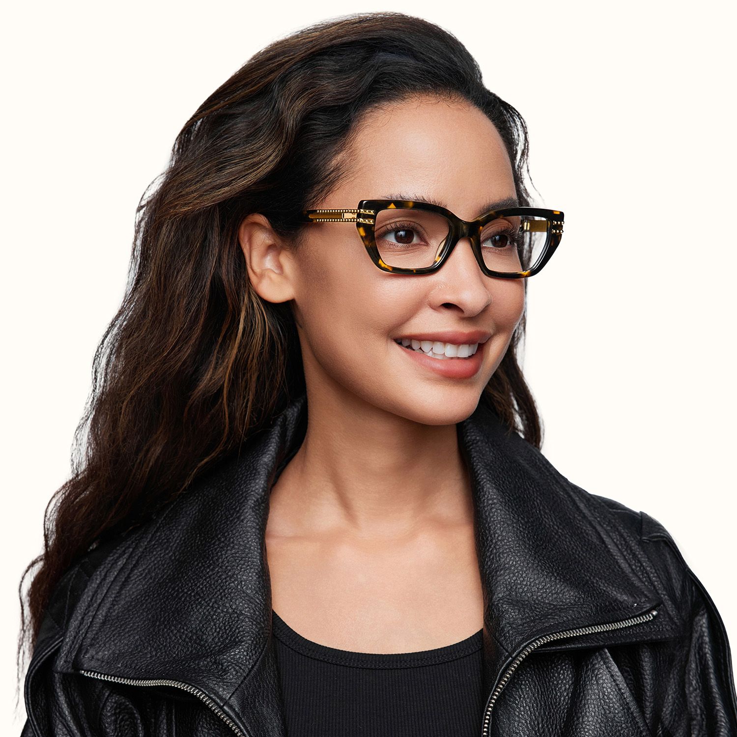 Nomad - Cat eye Tortoise Eyeglasses by Vooglam - Lifestyle Look