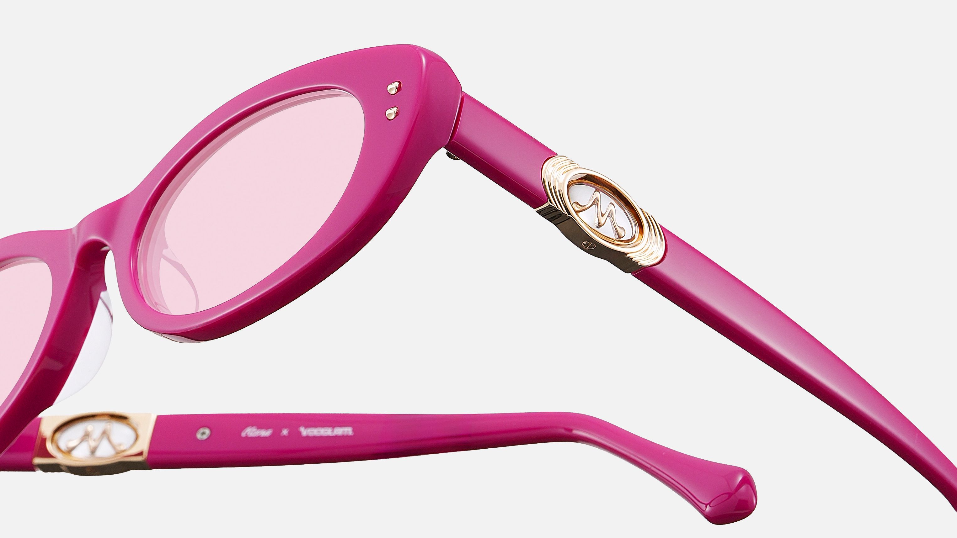 Vooglam Ginza Eyeglasses Premium Craftsmanship Details: Give your signature a spin