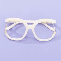 Fredia - Square White Eyeglasses | Vooglam On Model 1