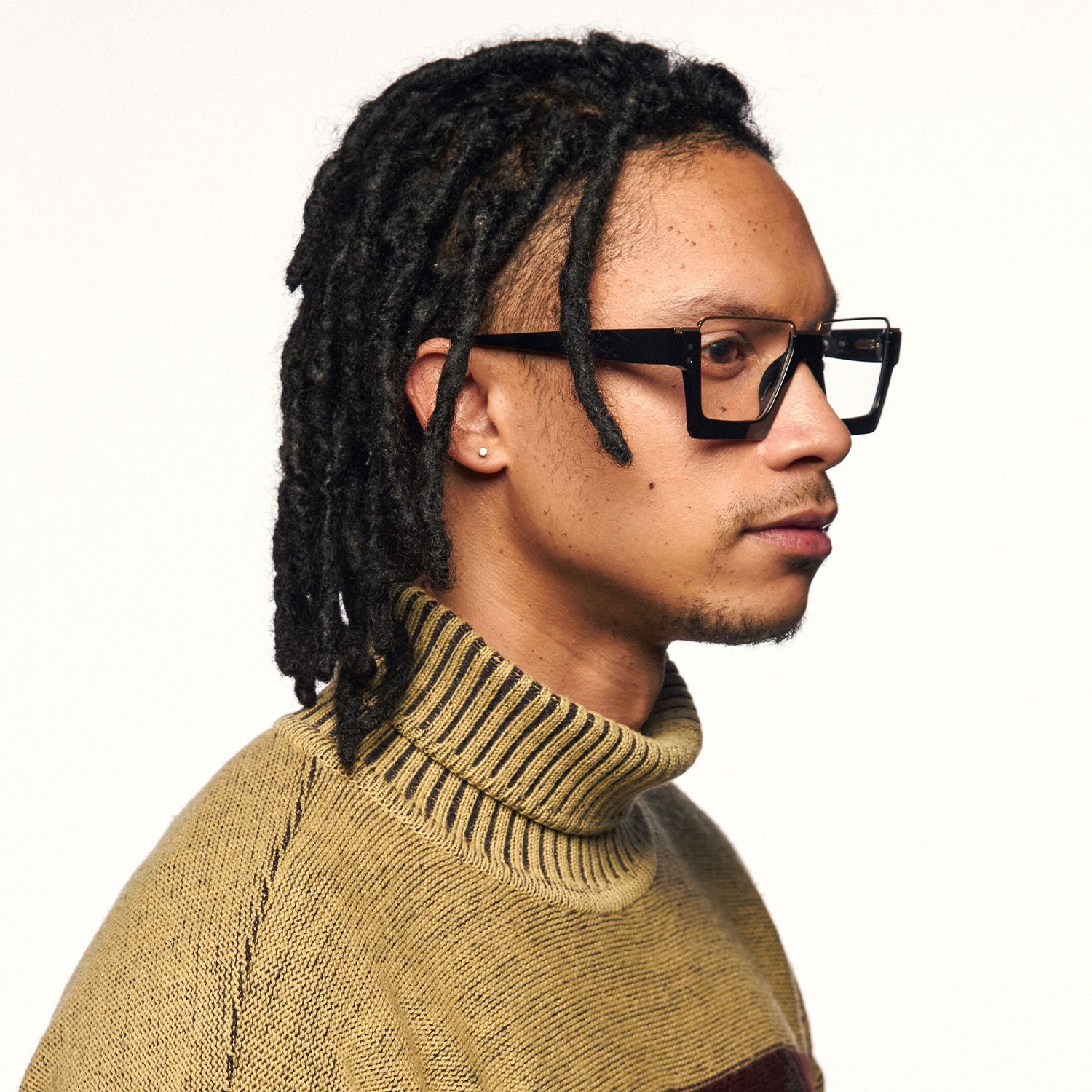 Dardhan - Black Thick Rimmed Glasses by Vooglam - Lifestyle Look