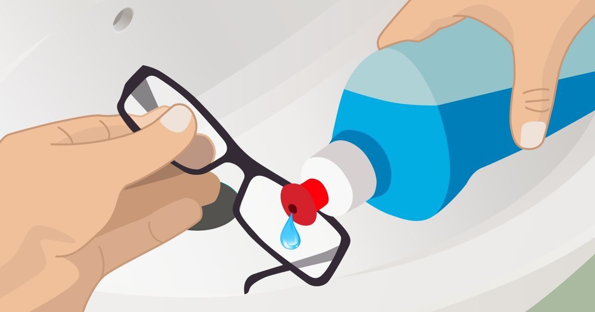 How to Clean Eyeglasses: Tips and Tricks