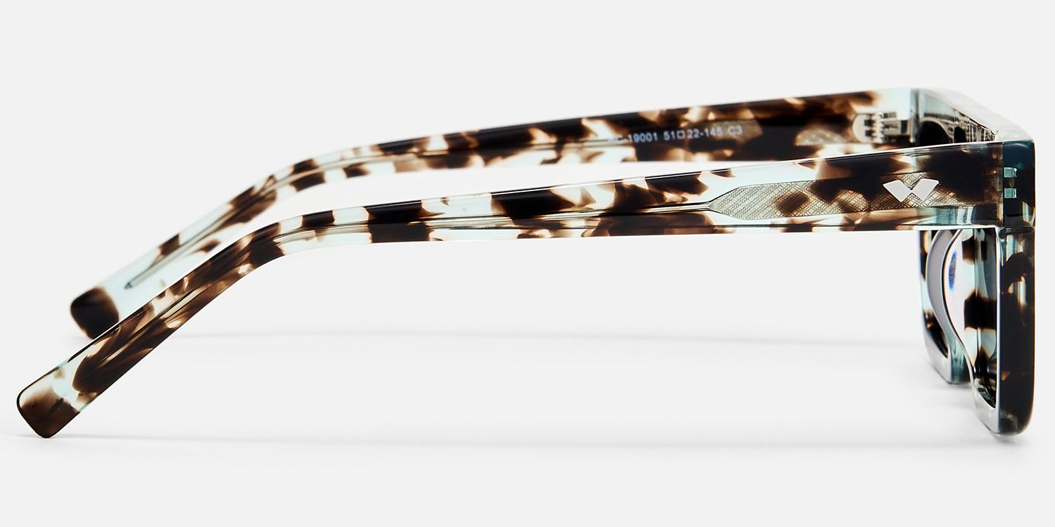 Ryan - Green Tortoise Wide Rectangle Sunglasses by Vooglam - Side View