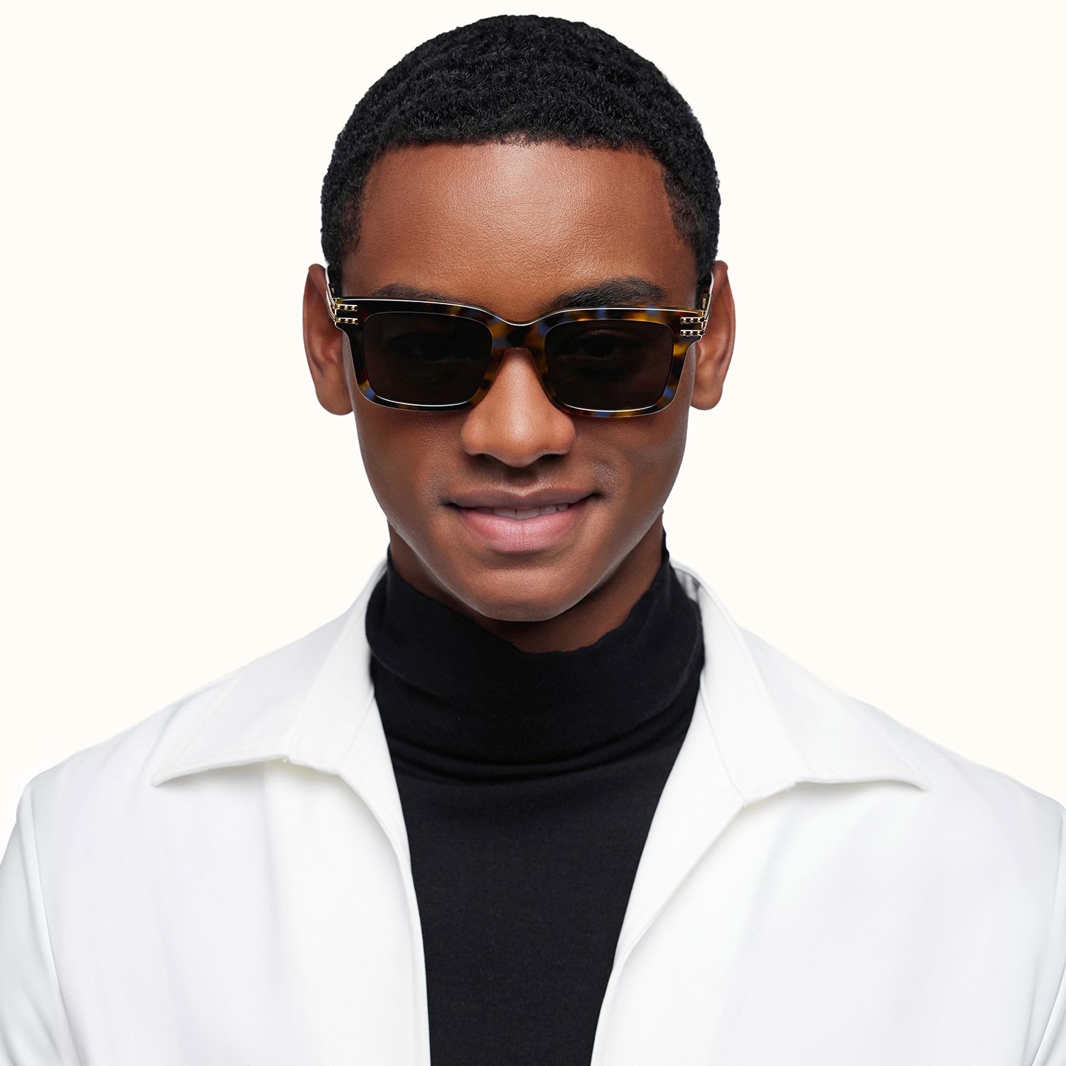 Anansi - Tortoise Rectangle Sunglasses by Vooglam - On Model