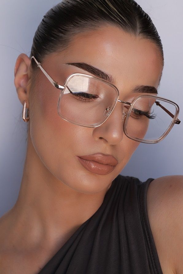 Vooglam review by en_angie on Jace: Love the glasses - Image 1