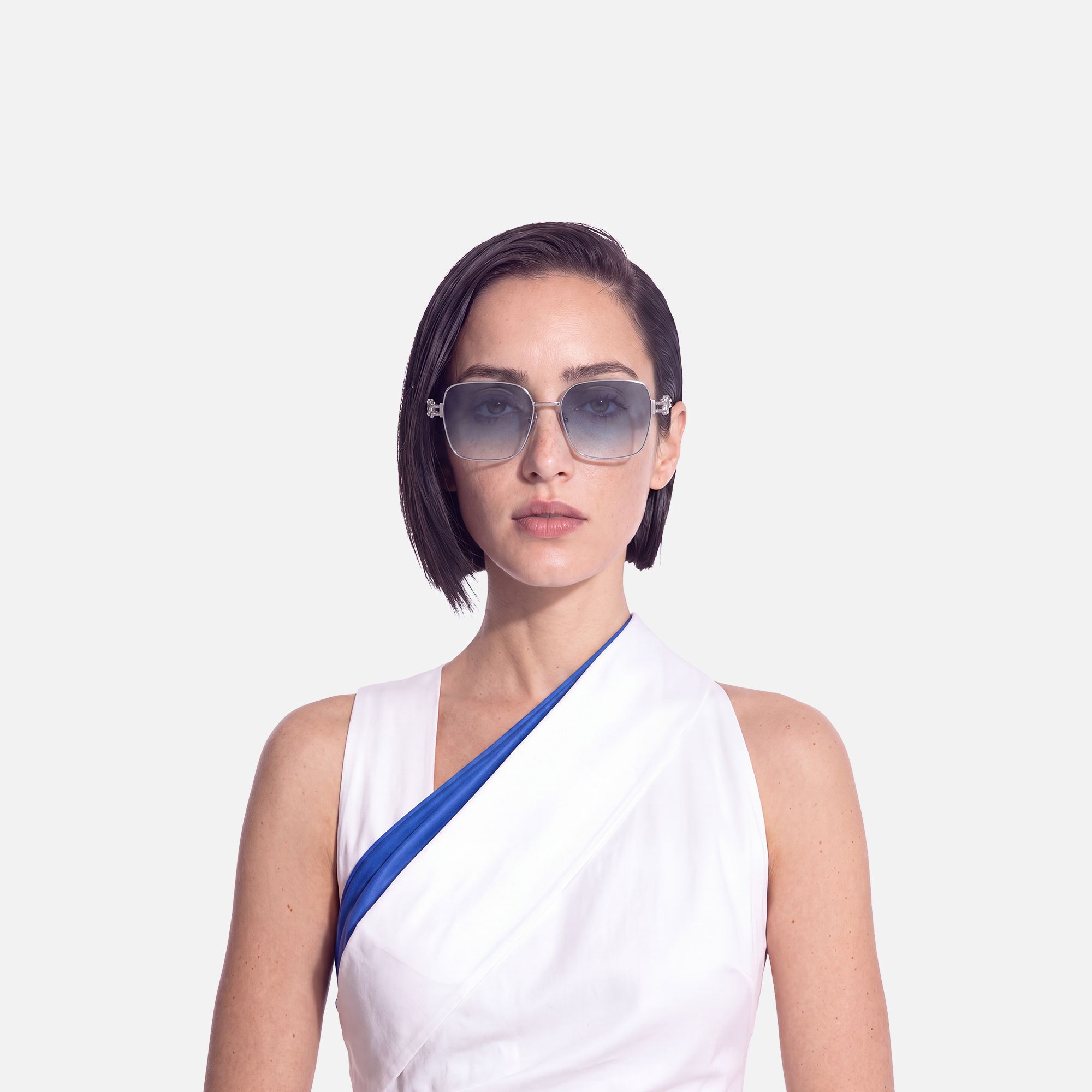 The Architect - Silver Gradient Gray Sunglasses by Vooglam - On Model