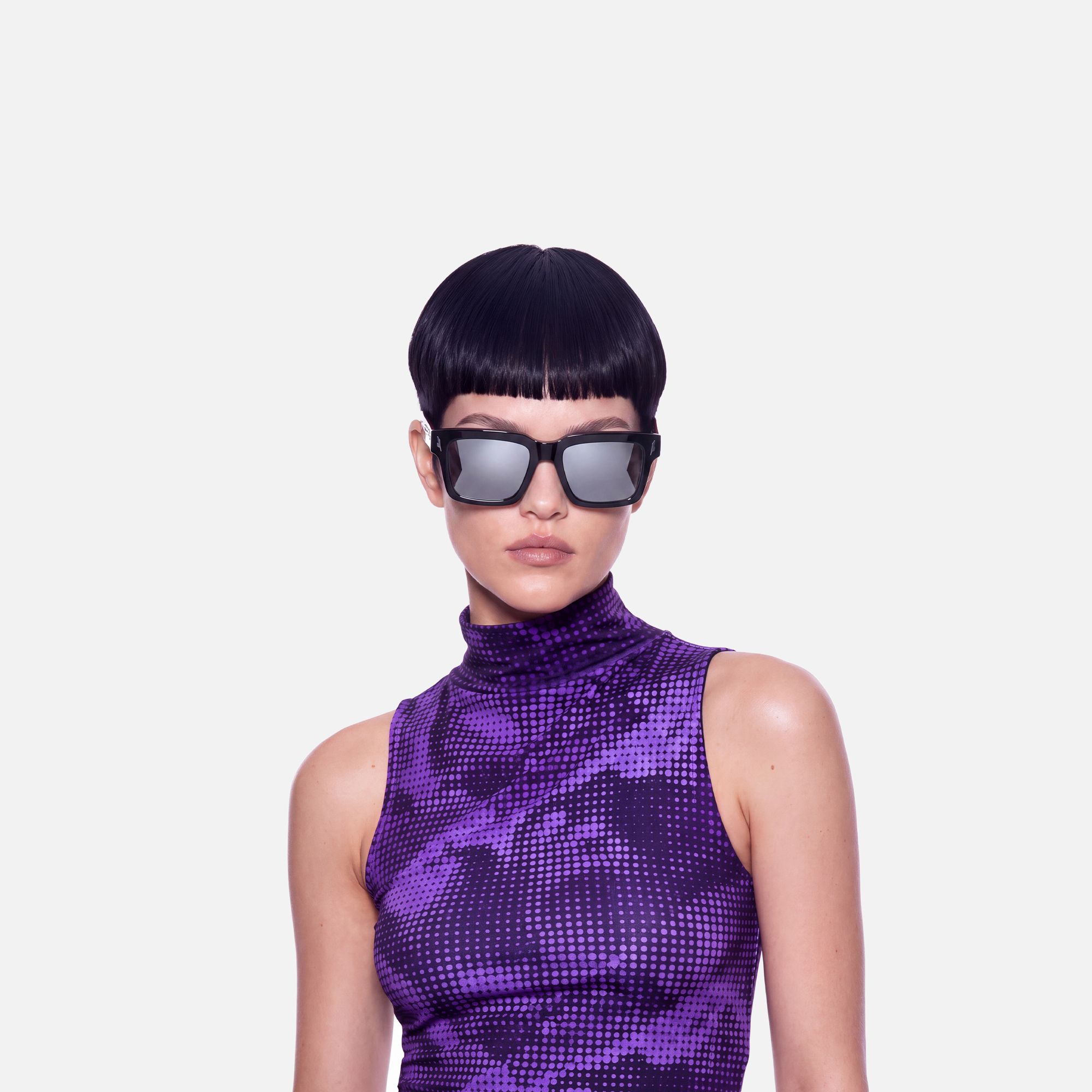 Razor - Dark Rimmed Mirror Sunglasses by Vooglam - On Model