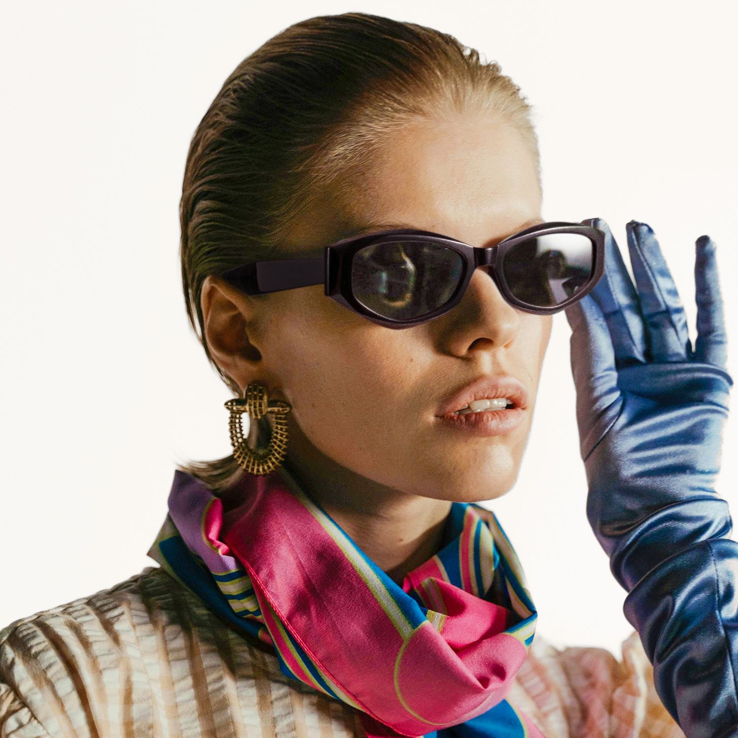 Vesper - Dark Red Geometric TR90 Sunglasses by Vooglam - On Model