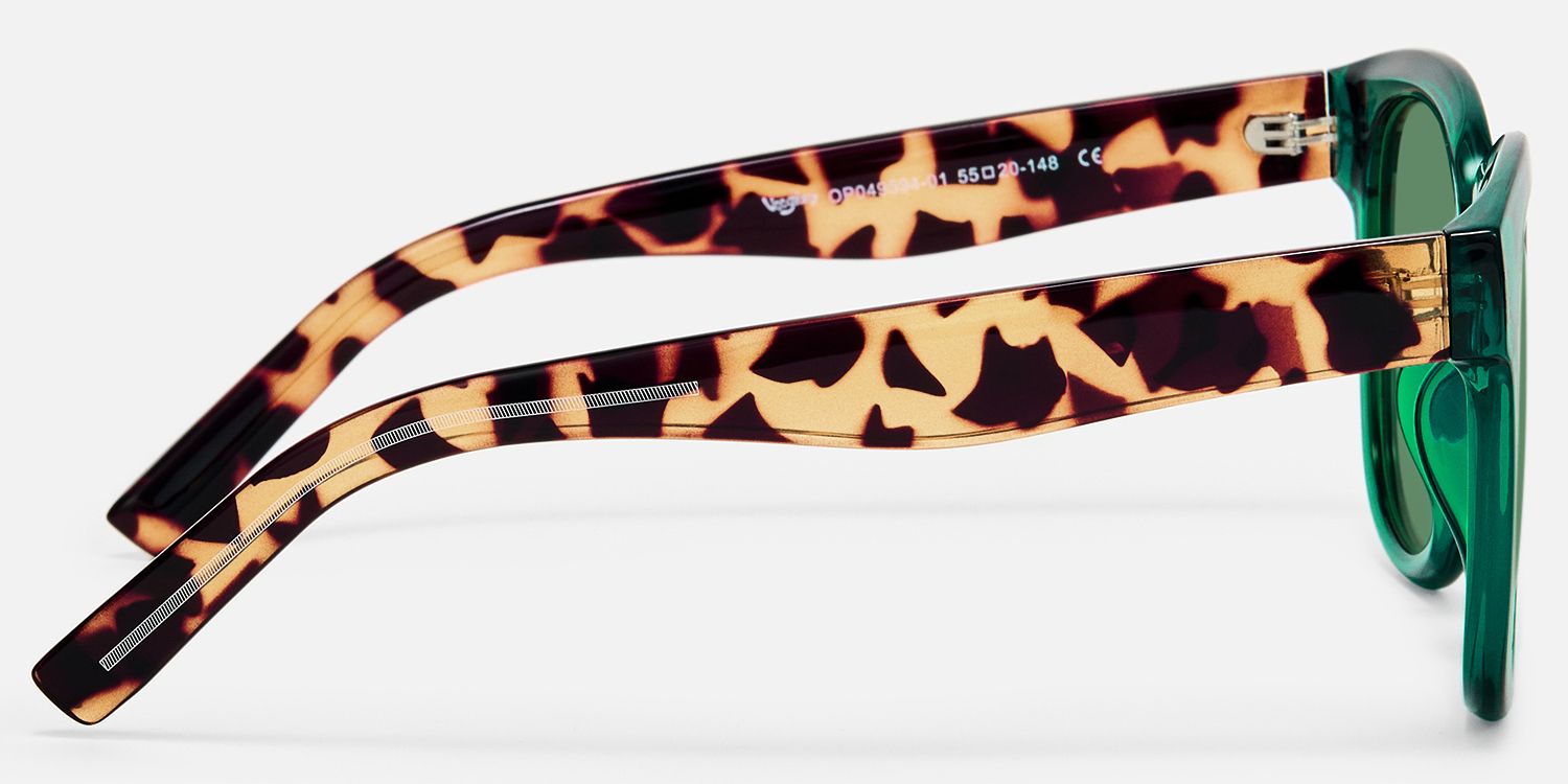 Vernetta - Green Tortoise Transparent Shades by Vooglam - Side View