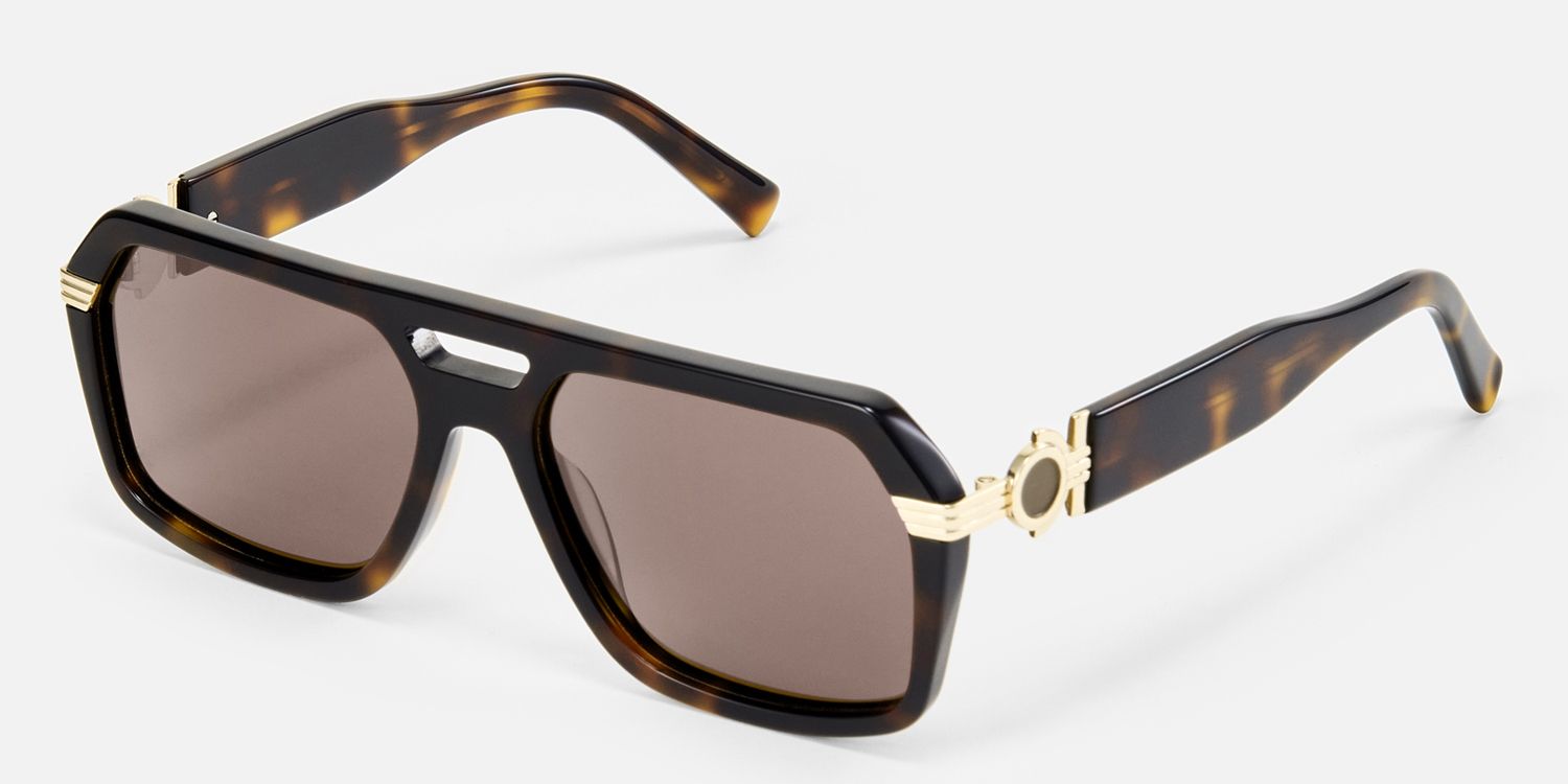 Maverick - Aviator Tortoise Sunglasses by Vooglam - Front View