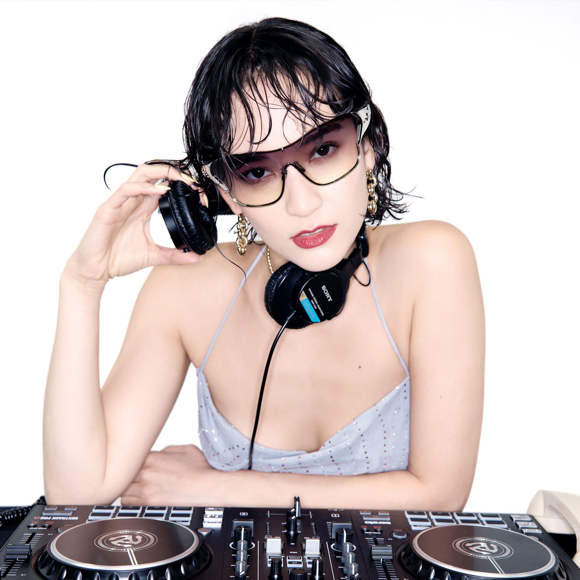 Brand Story: Behind the design of Suzuka - Pearlescent White Fashion Shield Shades by Vooglam