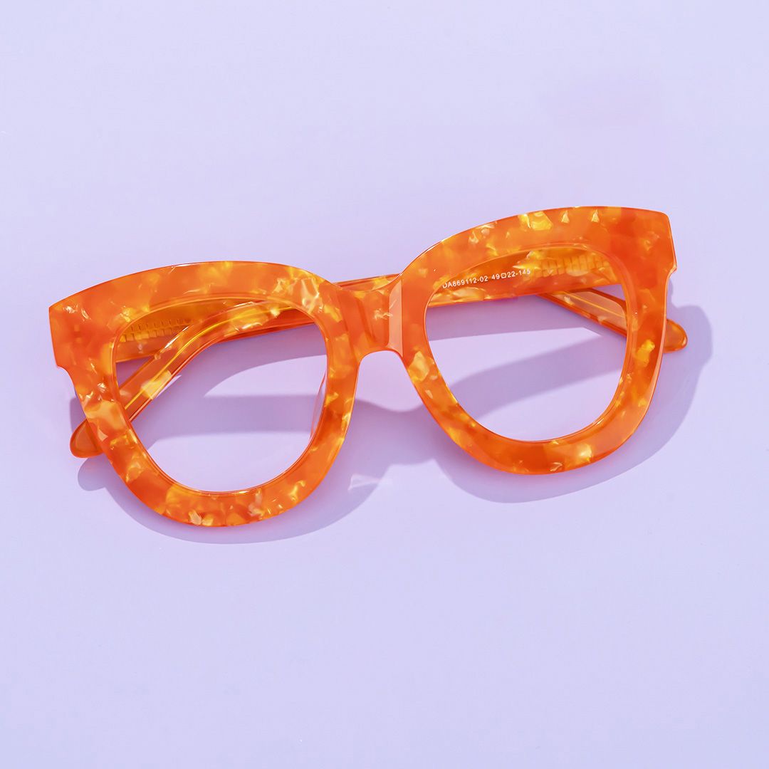 Jerrie - Round Orange Eyeglasses | Vooglam On Model