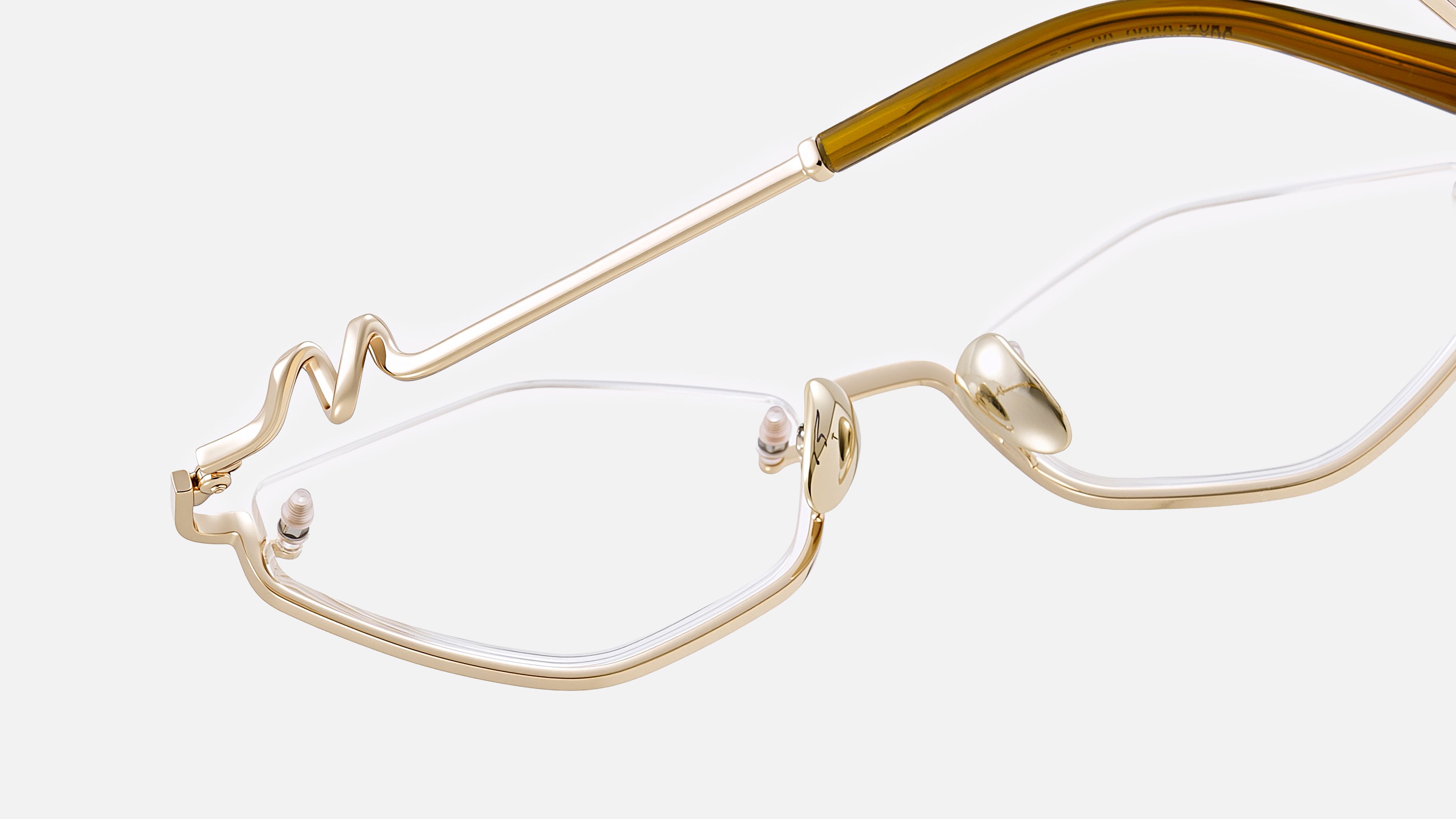 Vooglam Niseko Eyeglasses Premium Craftsmanship Details: Light on weight, strong on style