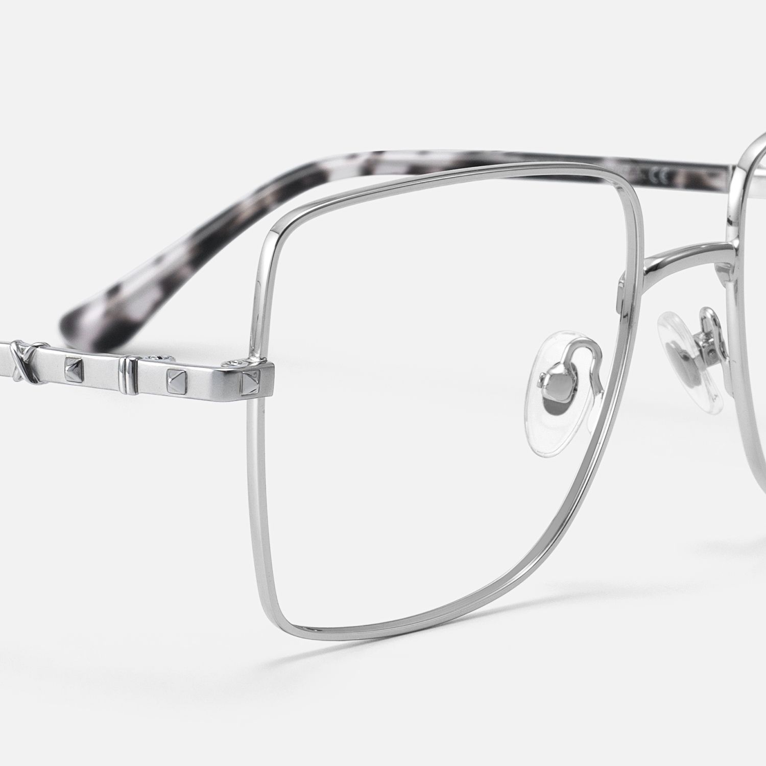 Devereux - Thin Metal Square Silver Eyeglasses by Vooglam - Design Details