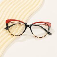 Trudie - Cat Eye Red Tortoise Eyeglasses | Vooglam On Model