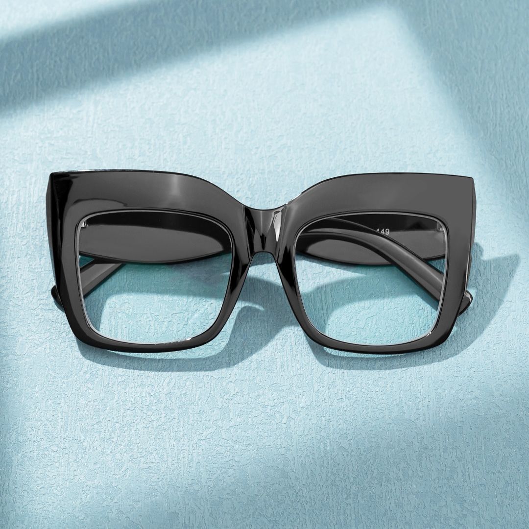 Cassandra - Square Black Eyeglasses | Vooglam On Model