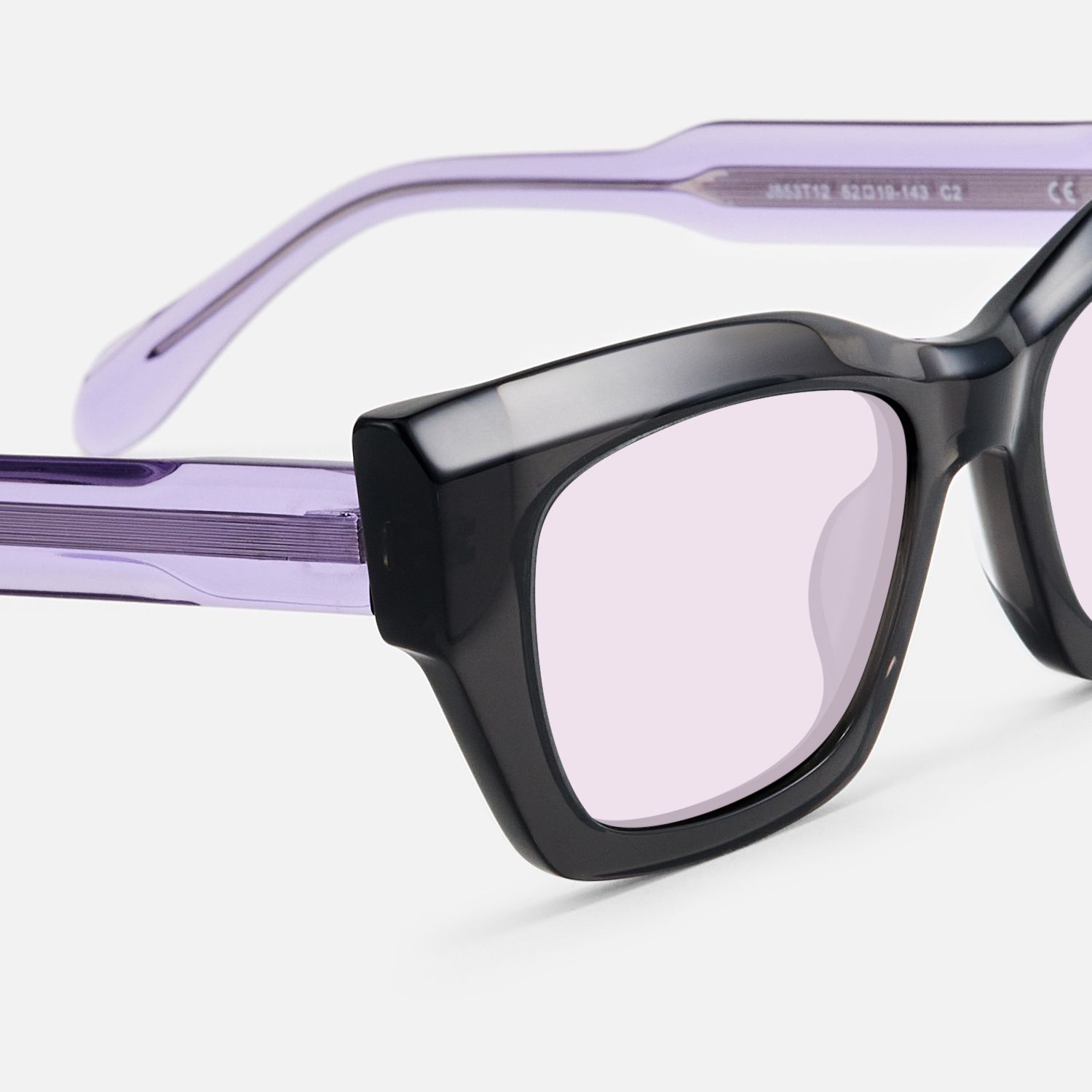 Libby - Butterfly Black Eyeglasses | Vooglam Design Details