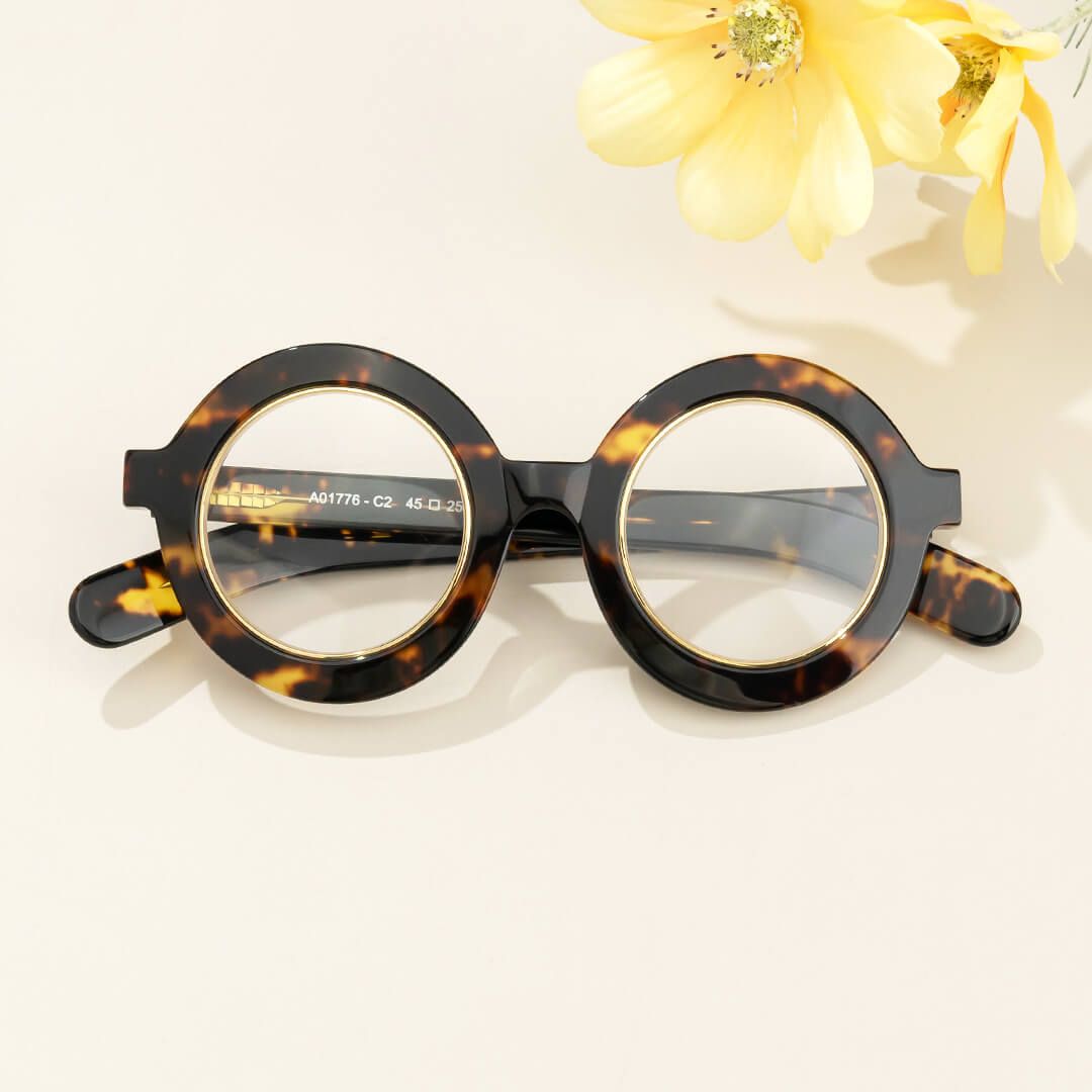 Almon - Round Gold/Tortoise Eyeglasses | Vooglam On Model