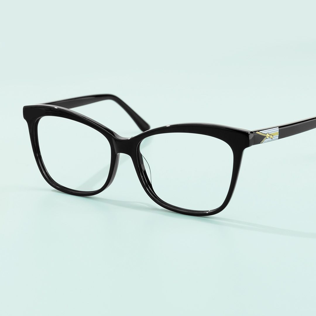 Alfven - Butterfly Black Eyeglasses | Vooglam On Model